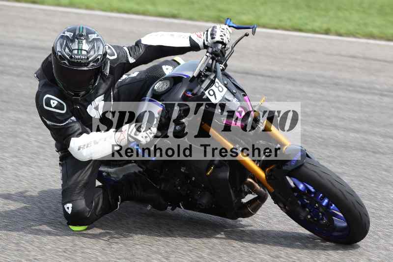 /41 06.08.2025 FREERIDE Training ADR/Gruppe M/98
